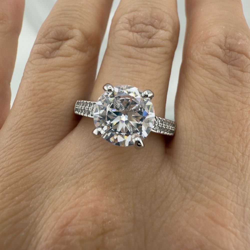 Wedding Engagement Silver Color Ring with Clear Stone - Picture 9 of 10